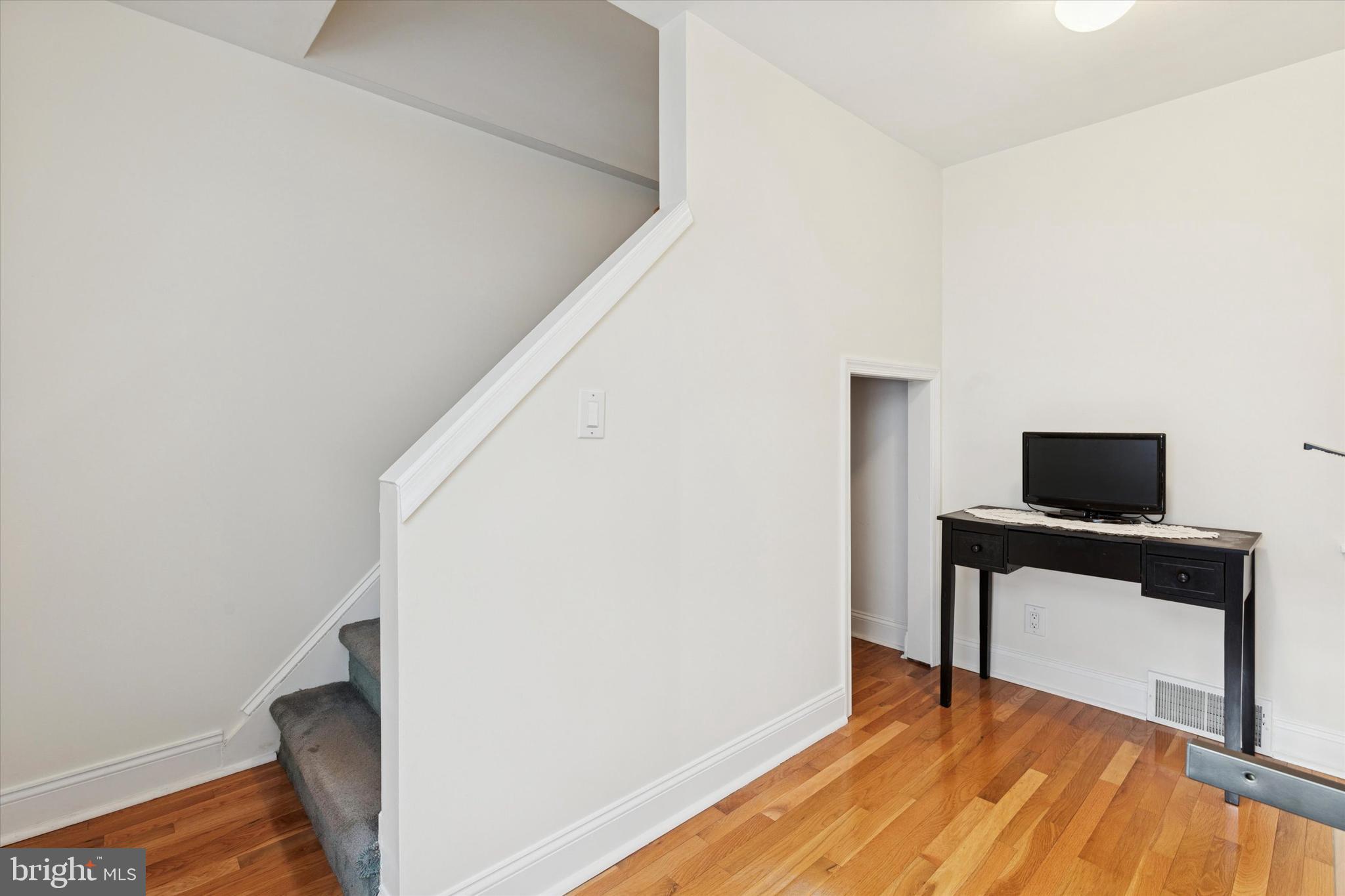 2718 Hawthorne Road Glenside, PA 19038 - Photo 13 of 23 a view of workspace with wooden floor and chair