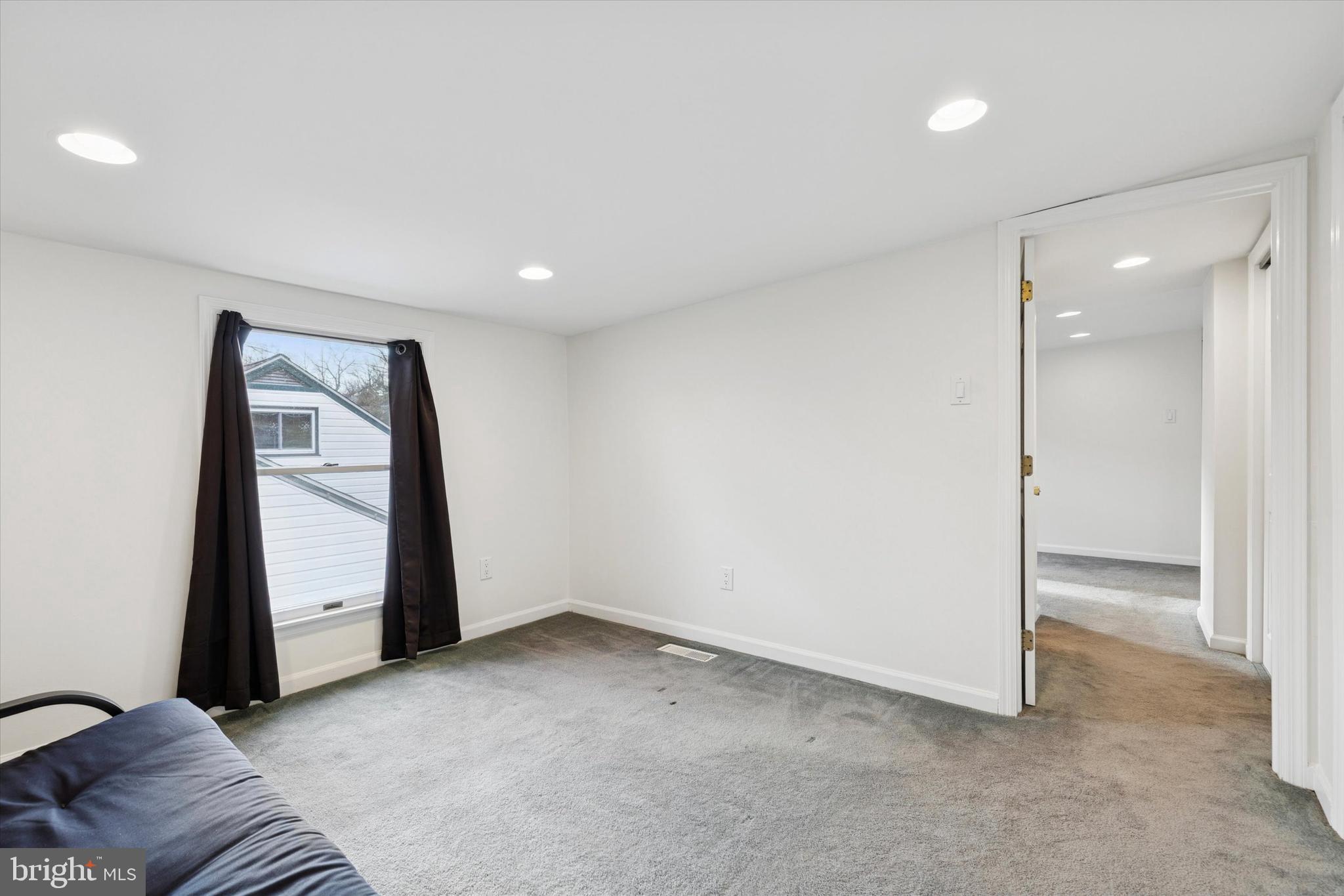 2718 Hawthorne Road Glenside, PA 19038 - Photo 14 of 23 a view of an empty room