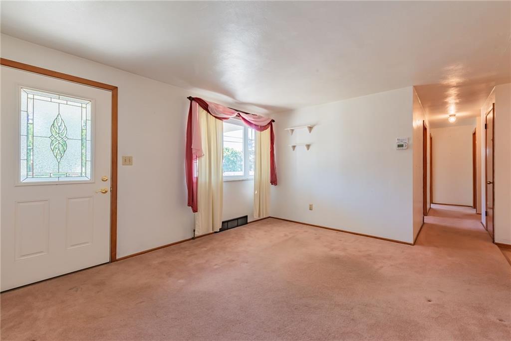 720 Pettigrew Road North Huntingdon, PA 15642 - Photo 3 of 24 Gallery Image 3