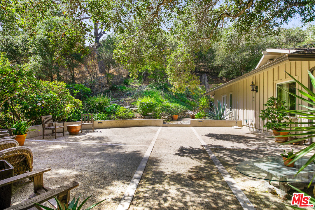 6133 Ramirez Canyon Road Malibu, CA 90265 - Photo 16 of 53