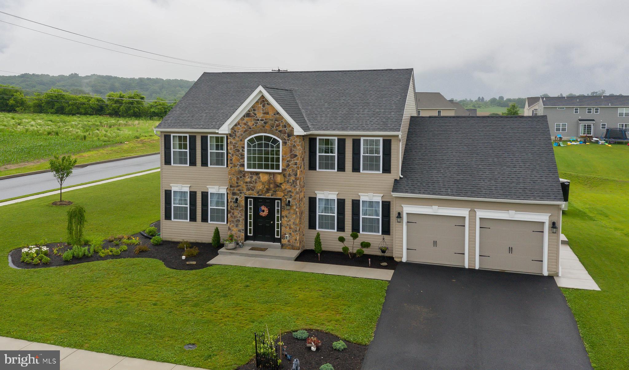 6 Rome Drive Leesport, PA 19533 - Photo 2 of 36 Gallery Image 2