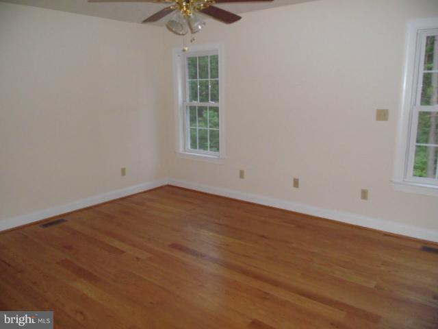 20140 Fort Valley Road Strasburg, VA 22657 - Photo 15 of 25 an empty room with a window