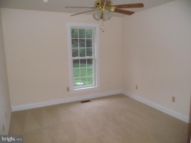 20140 Fort Valley Road Strasburg, VA 22657 - Photo 8 of 25 an empty room with a window