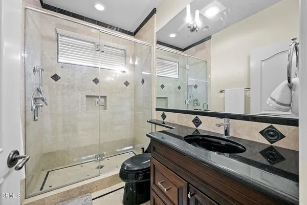 $3,688,000 | 3263 New York Drive, Pasadena, CA 91107