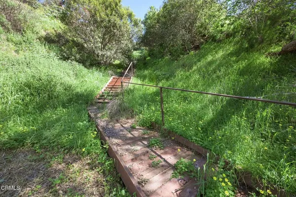 $3,688,000 | 3263 New York Drive, Pasadena, CA 91107