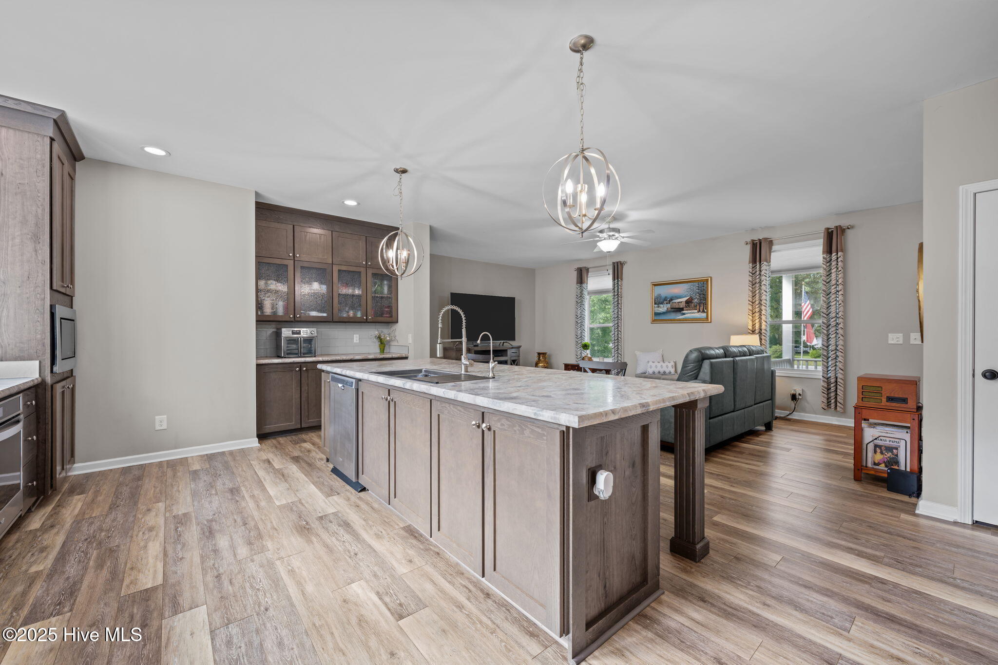 425 Sand Ridge Road New Bern, NC 28560 - Photo 12 of 53 Coffee Bar with Extra Storage