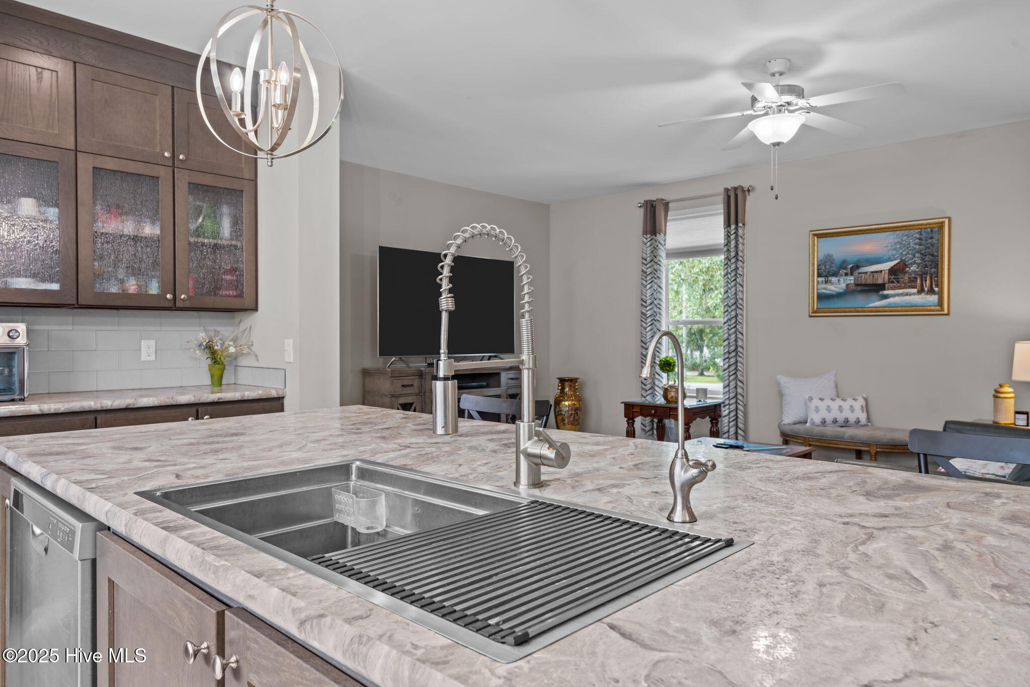 425 Sand Ridge Road New Bern, NC 28560 - Photo 10 of 53 Modern Finishes