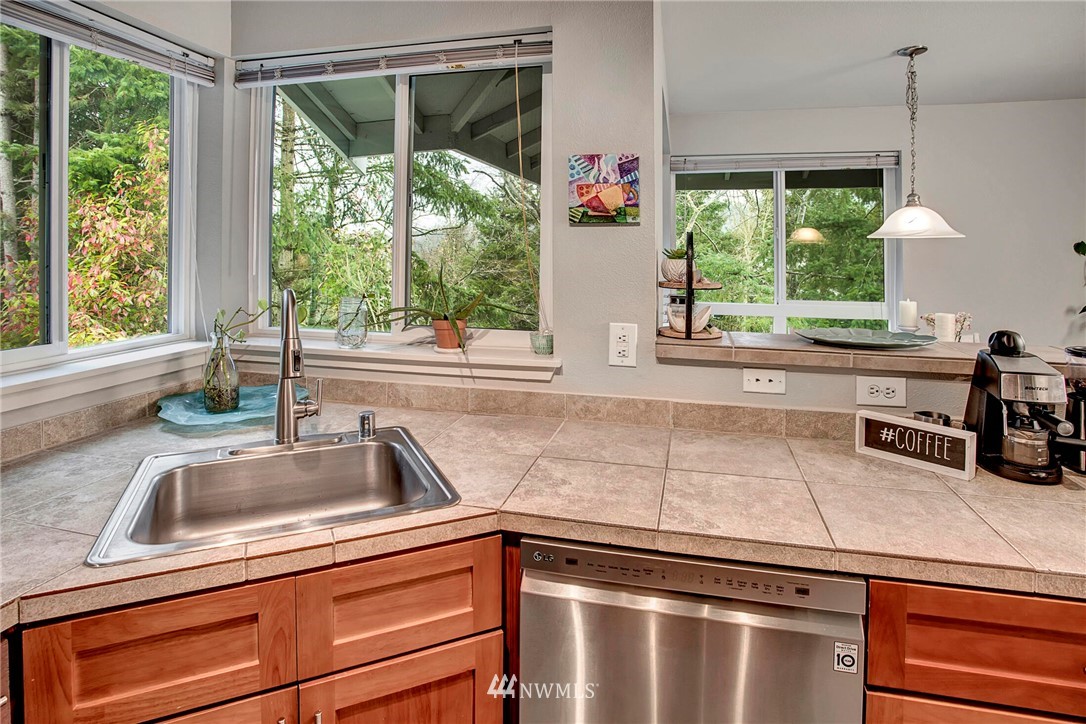 3908 243rd Place Southeast, Unit Q302 Bothell, WA 98021 - Photo 8 of 25 Gallery Image 8