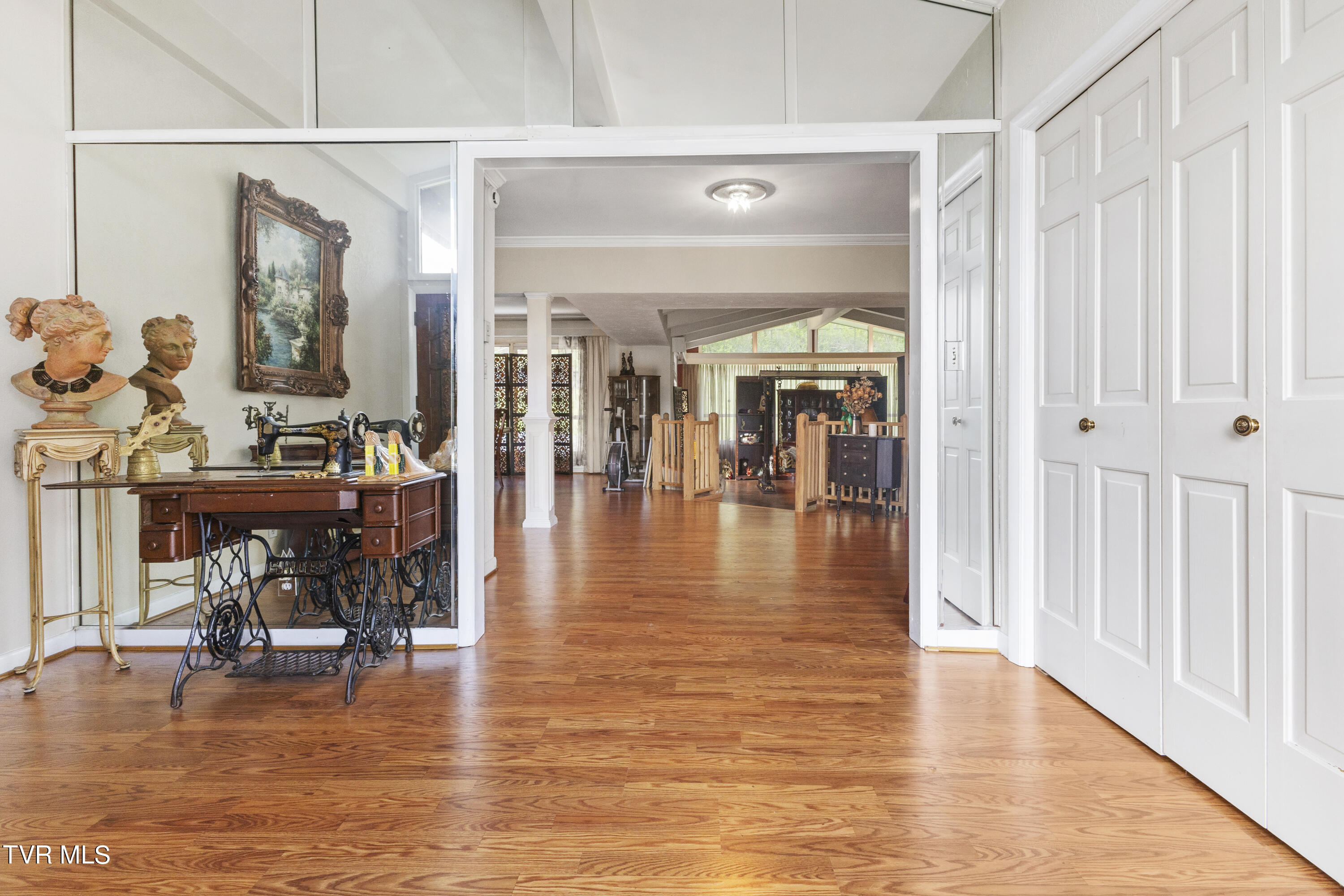 42 Green Tree Circle Bristol, VA 24201 - Photo 29 of 50 128A0174