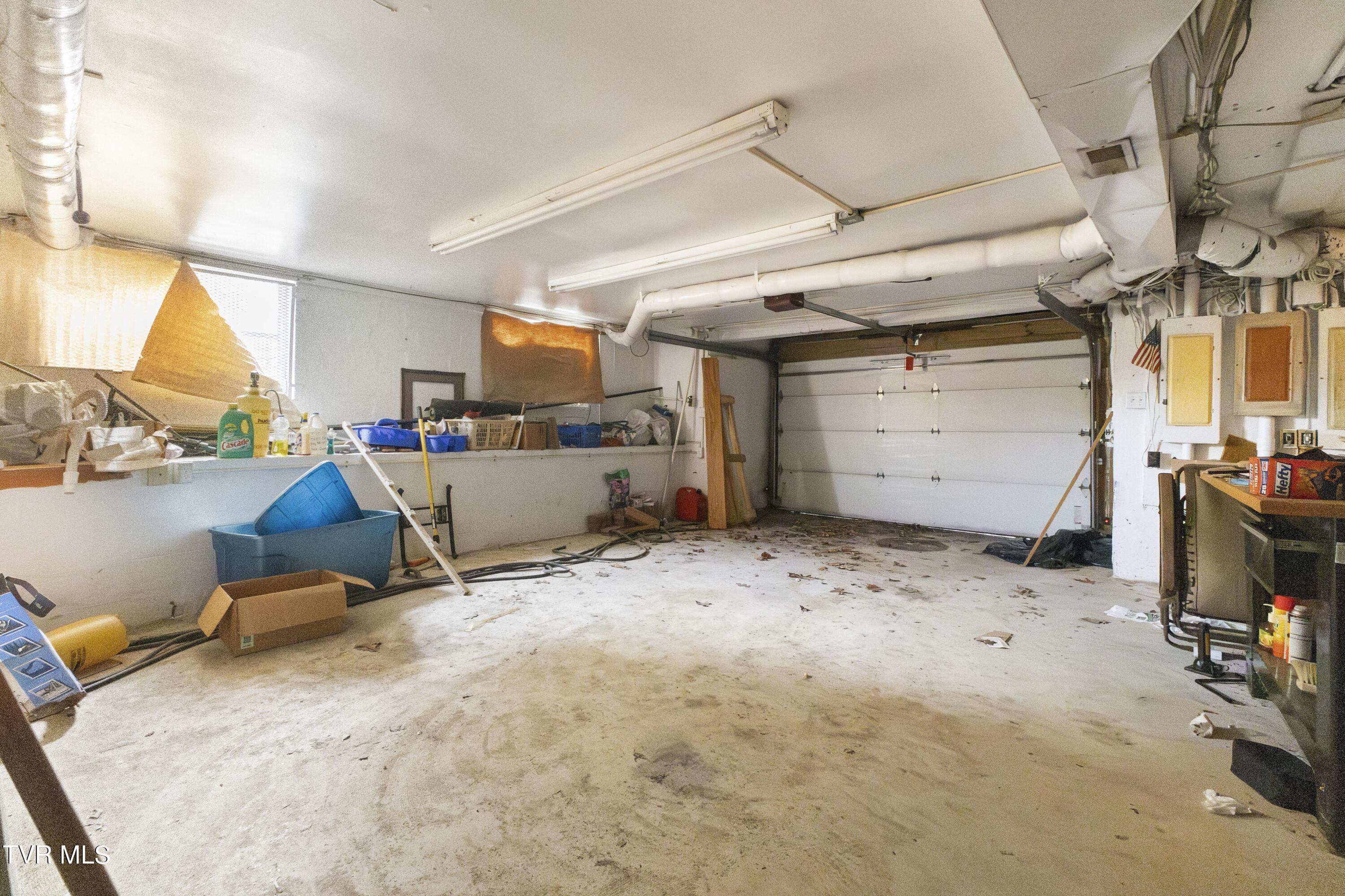 42 Green Tree Circle Bristol, VA 24201 - Photo 41 of 50 128A0213