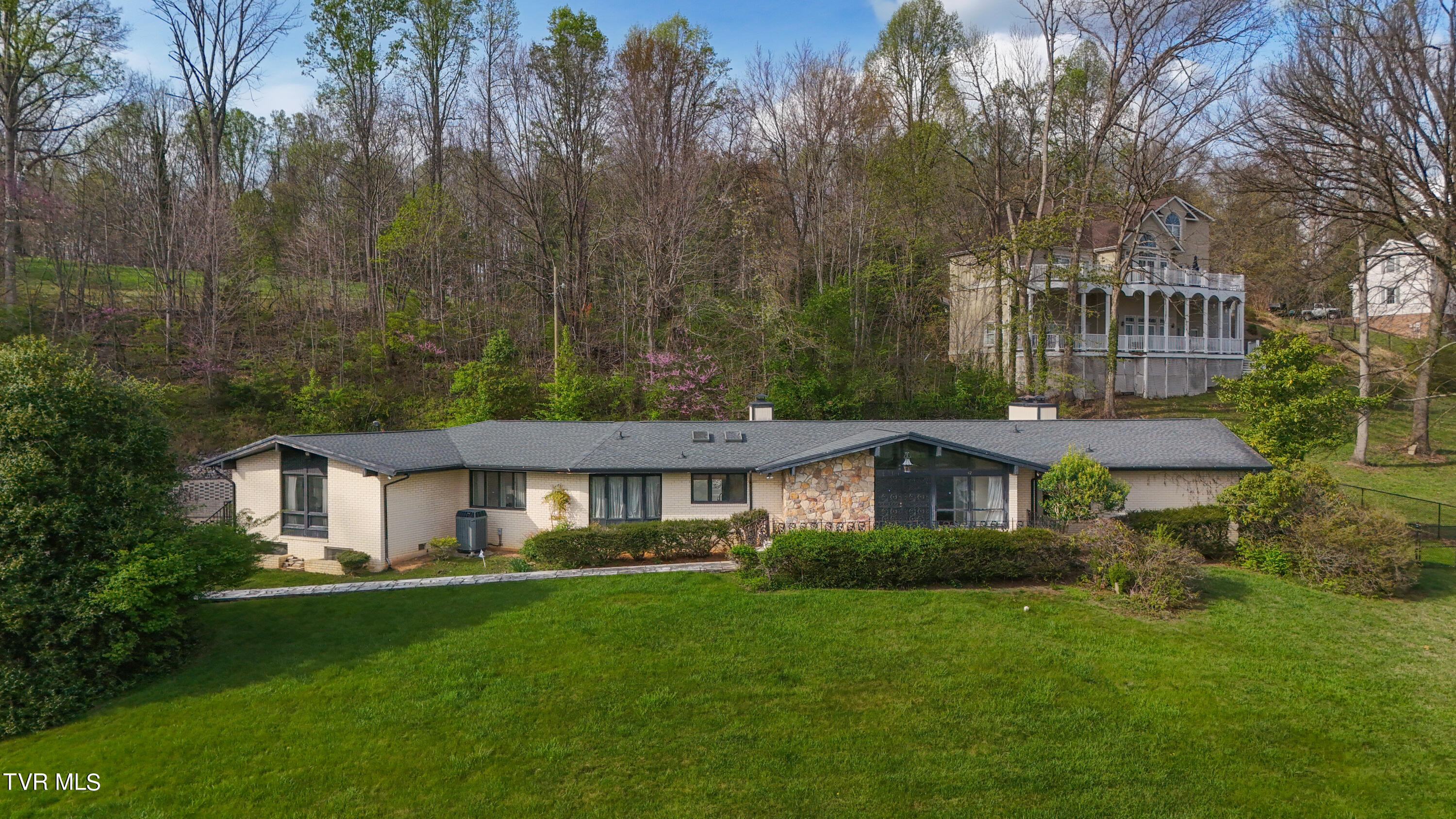 42 Green Tree Circle Bristol, VA 24201 - Photo 42 of 50 dji_fly_20240411_173622_0390_17128060752