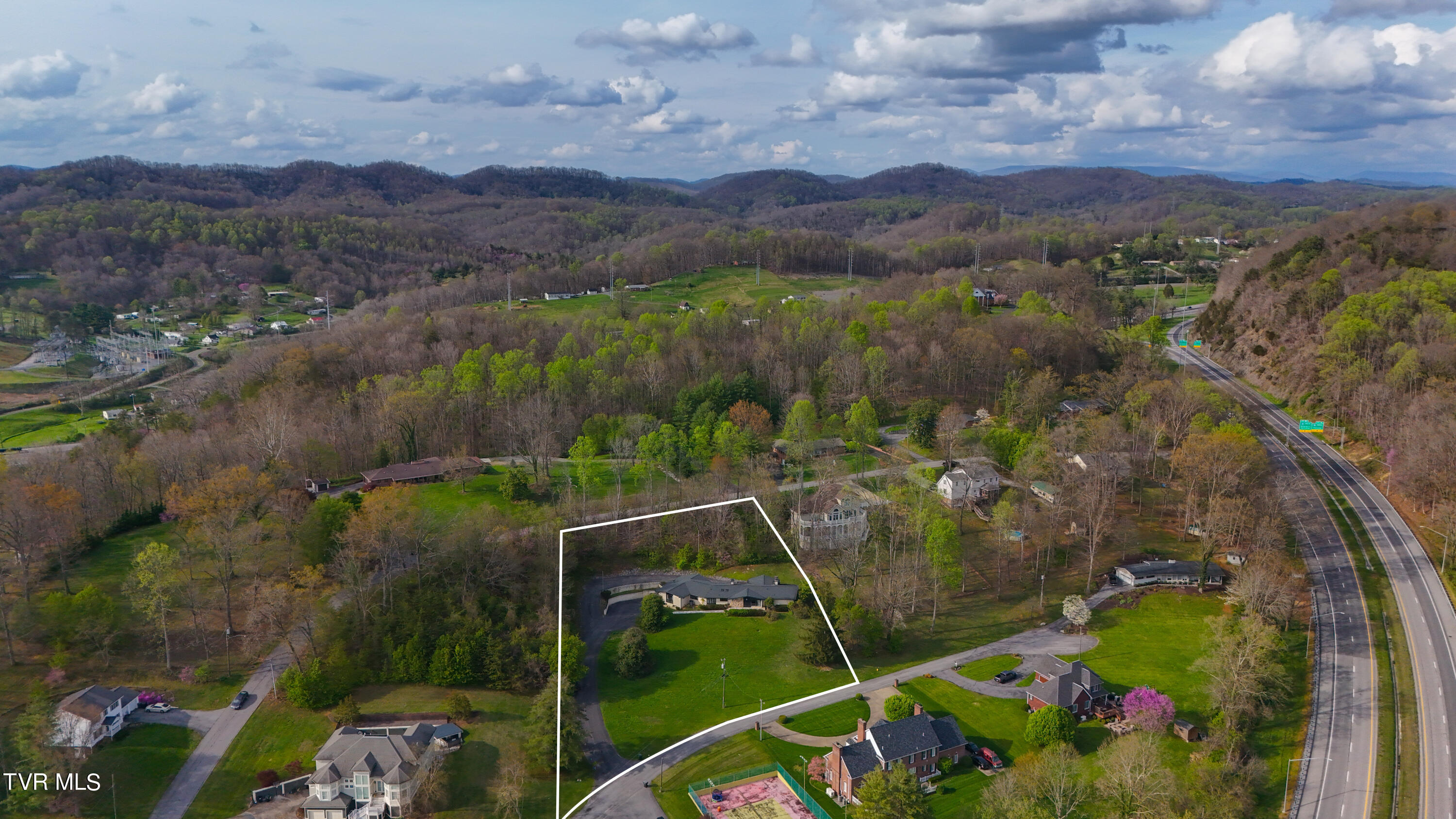 42 Green Tree Circle Bristol, VA 24201 - Photo 49 of 50 dji_fly_20240411_174042_0398_17128060659