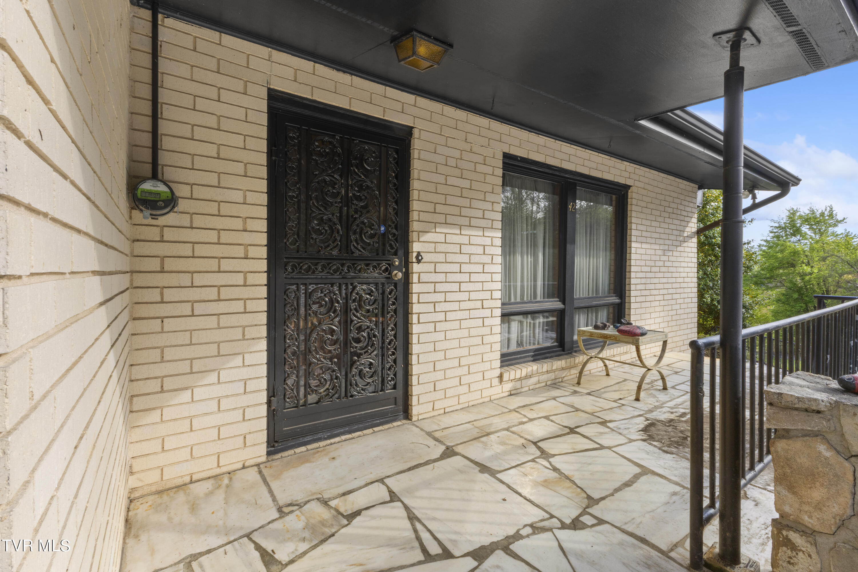 42 Green Tree Circle Bristol, VA 24201 - Photo 8 of 50 128A0095