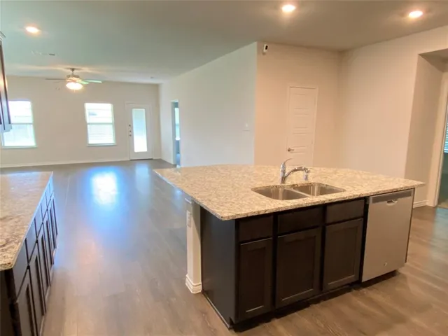 $2,295 | 255 Carolina Trace, Fate, TX 75189