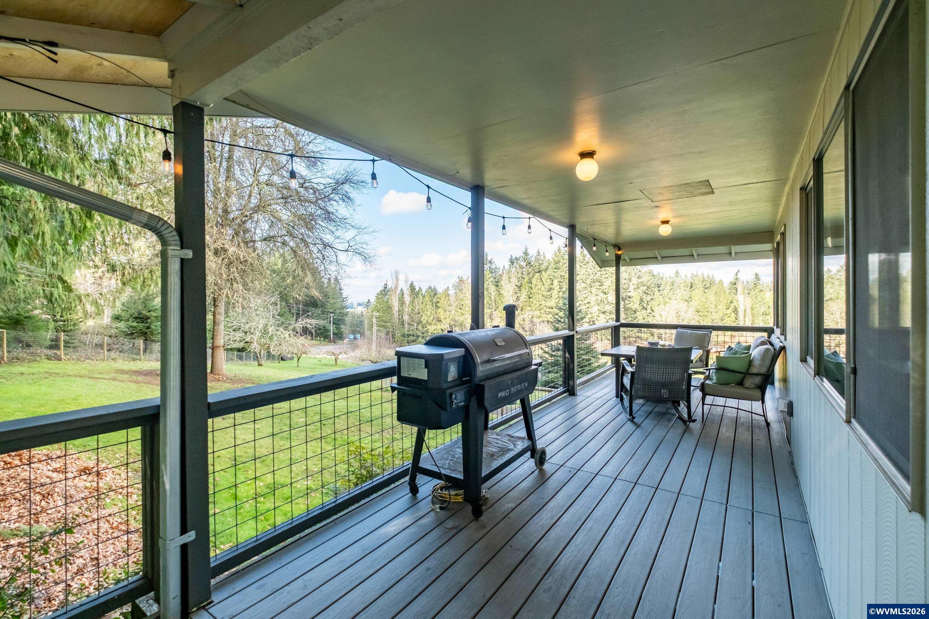 30550 Rancho Road Lebanon, OR 97355 - Photo 33 of 50