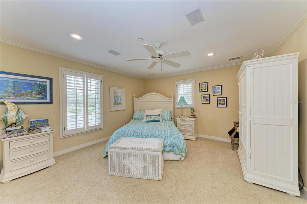 4473 Gulf Of Mexico Drive, Unit 4473 Longboat Key, FL 34228 - Photo 20 of 50