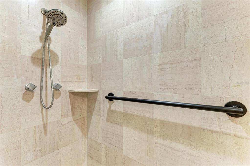 4473 Gulf Of Mexico Drive, Unit 4473 Longboat Key, FL 34228 - Photo 23 of 50