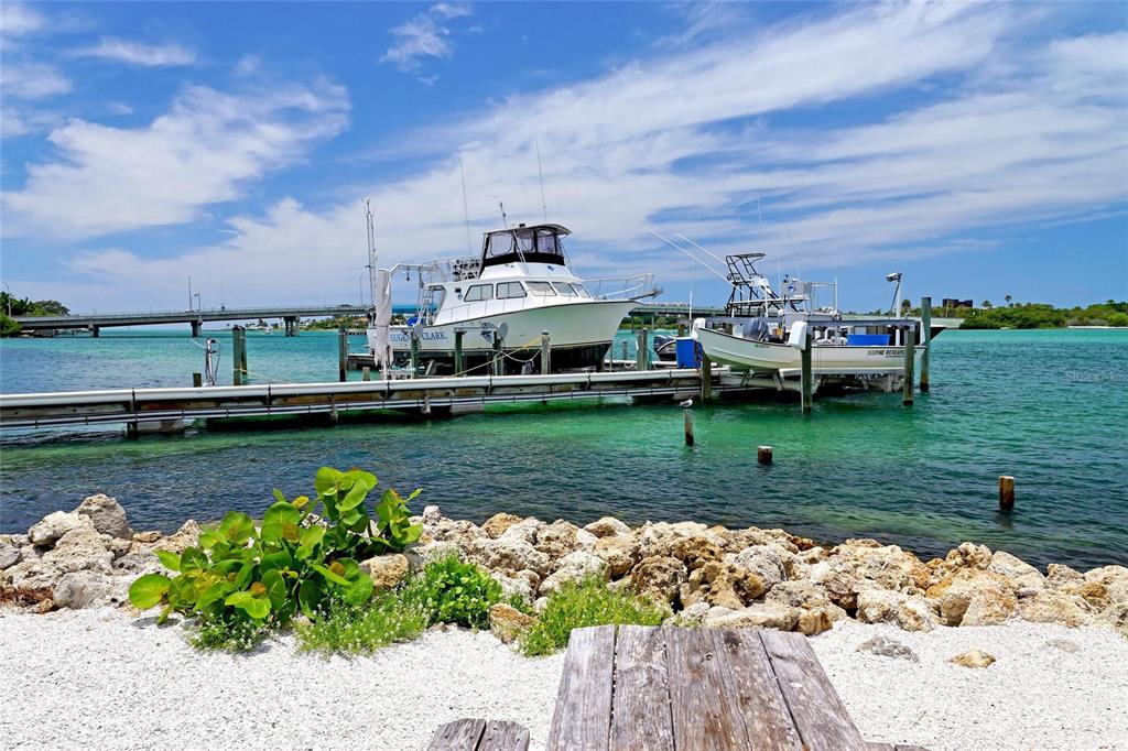 4473 Gulf Of Mexico Drive, Unit 4473 Longboat Key, FL 34228 - Photo 41 of 50