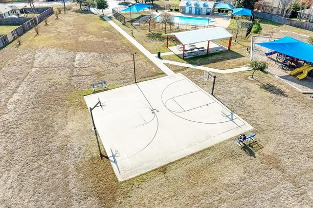 $304,900 | 921 Dexter Drive, Leander, TX 78641