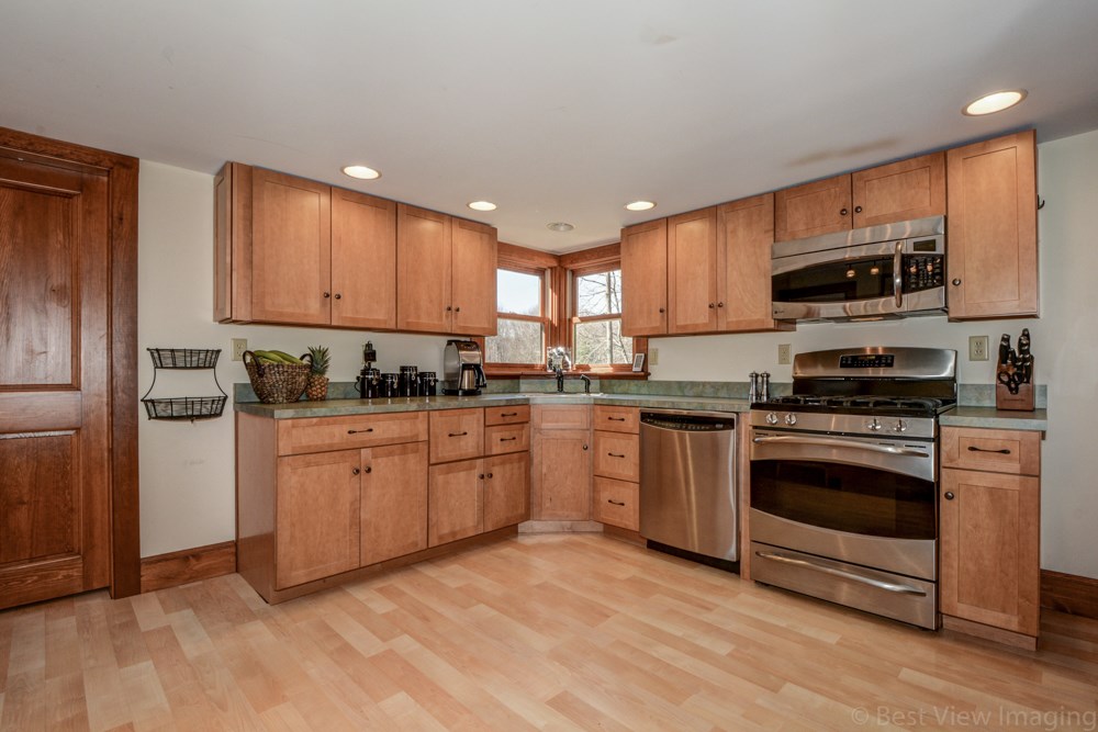 22 Cheney Road Kingston, NH 03848 - Photo 2 of 28 Gallery Image 2