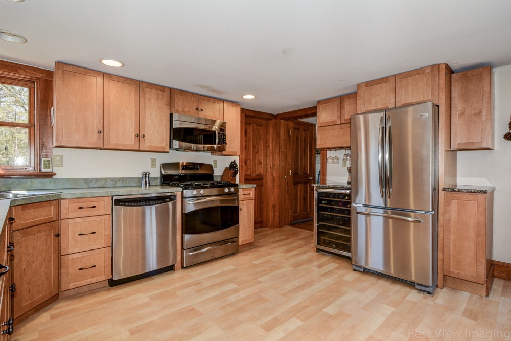 22 Cheney Road Kingston, NH 03848 - Photo 3 of 28 Gallery Image 3