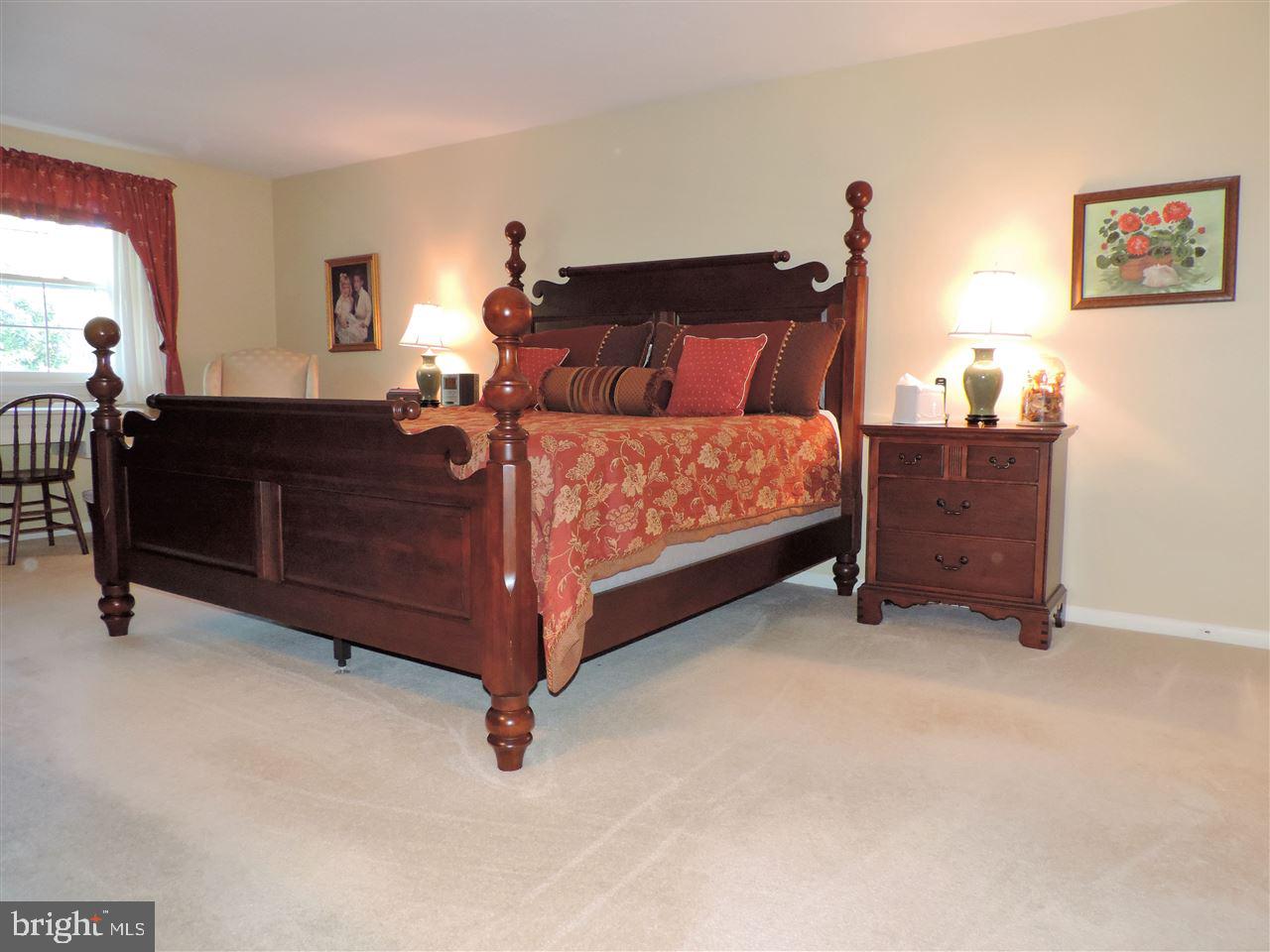 1812 Crestlyn Road York, PA 17403 - Photo 17 of 36 Gallery Image 17