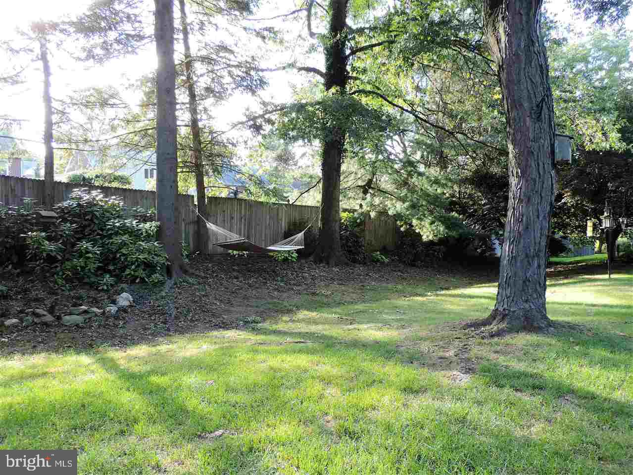 1812 Crestlyn Road York, PA 17403 - Photo 32 of 36 Gallery Image 32