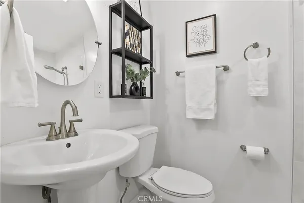 $1,475,000 | 10000 Amestoy Avenue, Northridge, CA 91325