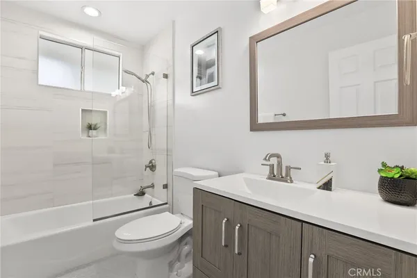 $1,475,000 | 10000 Amestoy Avenue, Northridge, CA 91325