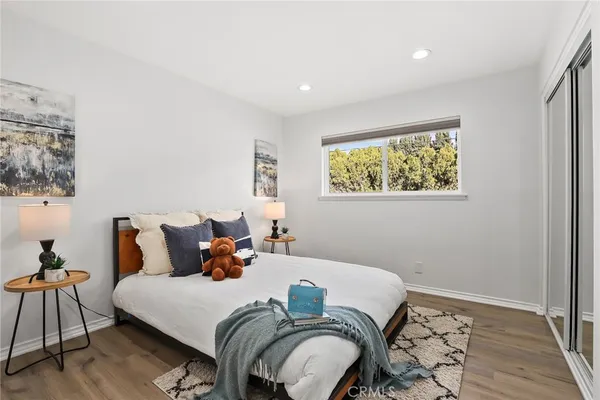 $1,475,000 | 10000 Amestoy Avenue, Northridge, CA 91325
