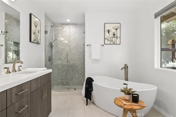 $1,475,000 | 10000 Amestoy Avenue, Northridge, CA 91325
