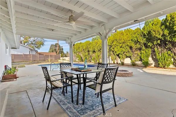 $1,499,000 | 10000 Amestoy Avenue, Northridge, CA 91325