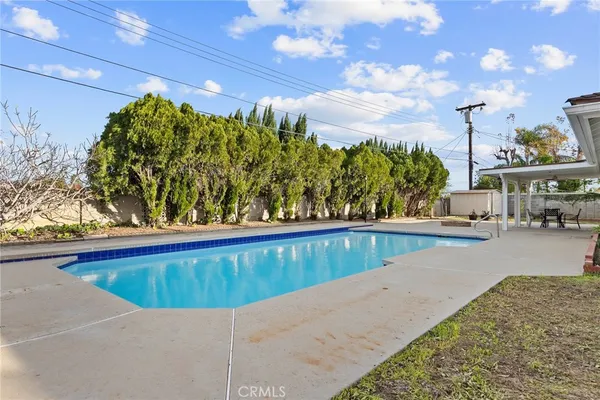 $1,475,000 | 10000 Amestoy Avenue, Northridge, CA 91325