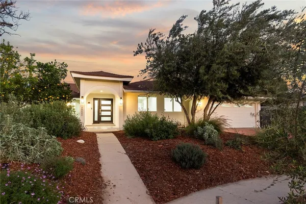 $1,499,000 | 10000 Amestoy Avenue, Northridge, CA 91325