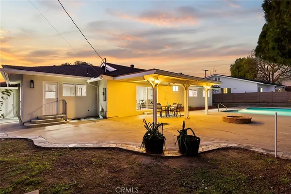 $1,499,000 | 10000 Amestoy Avenue, Northridge, CA 91325