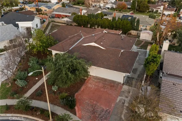 $1,499,000 | 10000 Amestoy Avenue, Northridge, CA 91325