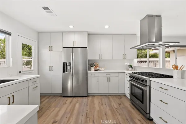 $1,475,000 | 10000 Amestoy Avenue, Northridge, CA 91325