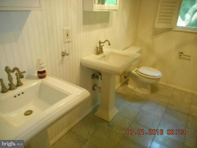 1937 High Point Road Forest Hill, MD 21050 - Photo 8 of 13 Bath