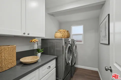 $1,495,000 | 523 North Lamer Street, Burbank, CA 91506