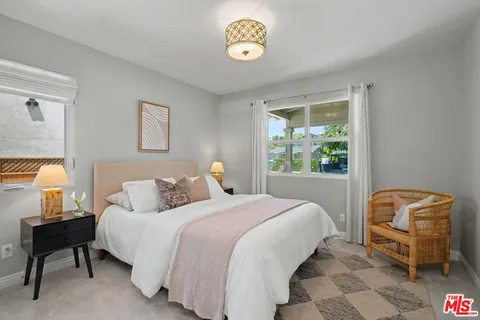 $1,495,000 | 523 North Lamer Street, Burbank, CA 91506