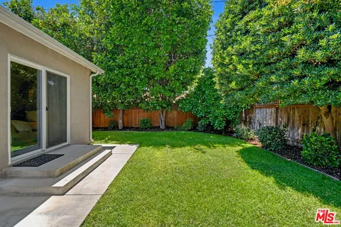 $1,495,000 | 523 North Lamer Street, Burbank, CA 91506