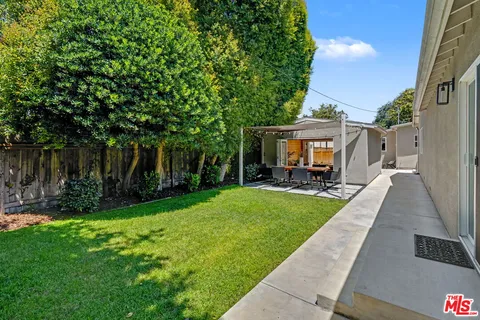 $1,495,000 | 523 North Lamer Street, Burbank, CA 91506
