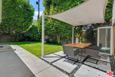 $1,495,000 | 523 North Lamer Street, Burbank, CA 91506