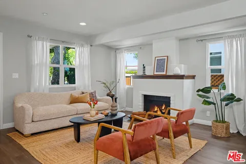 $1,495,000 | 523 North Lamer Street, Burbank, CA 91506