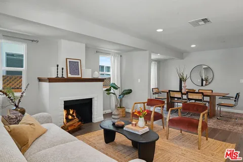 $1,495,000 | 523 North Lamer Street, Burbank, CA 91506