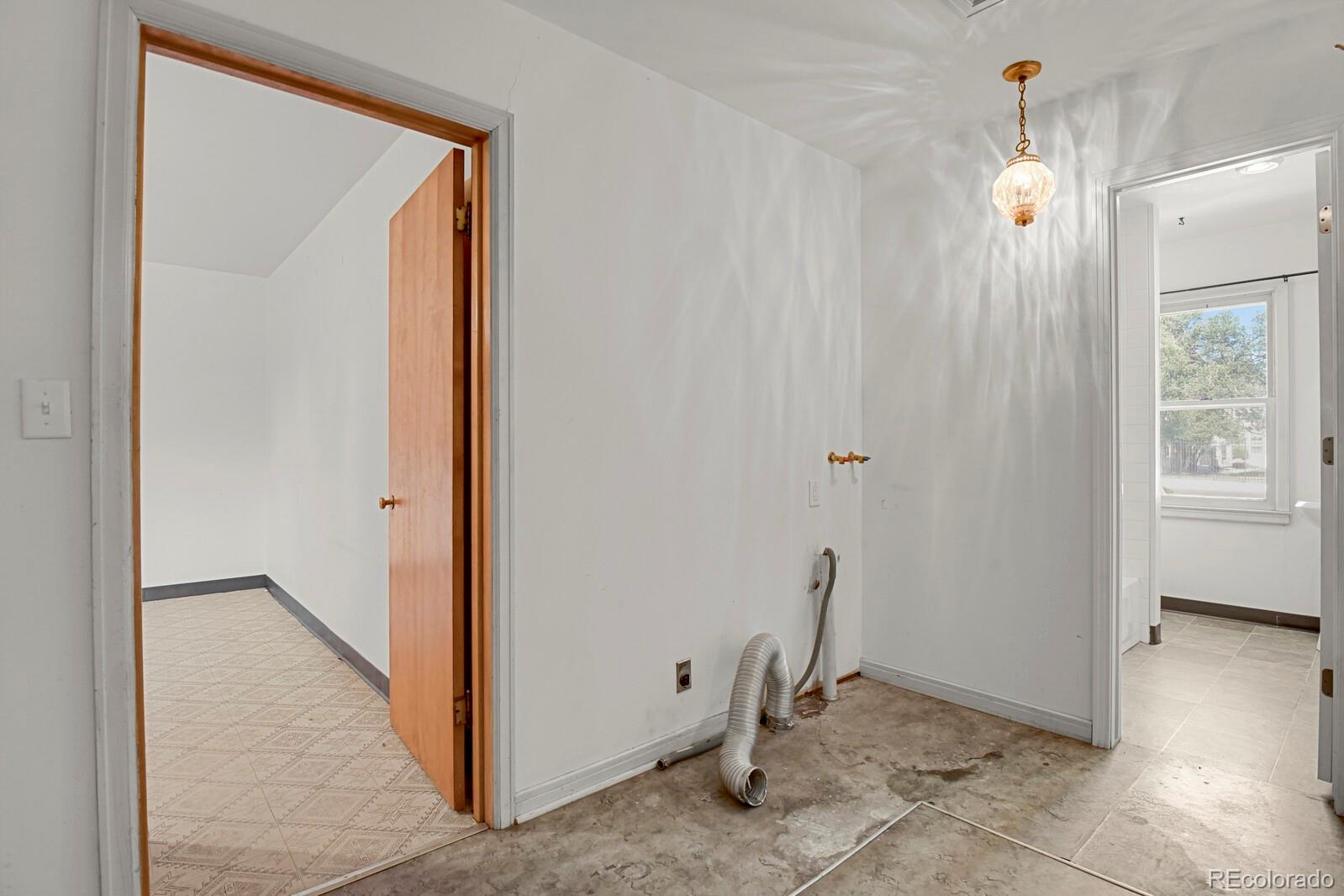 425 West Cheyenne Road Colorado Springs, CO 80906 - Photo 24 of 28 a view of a hallway with front door