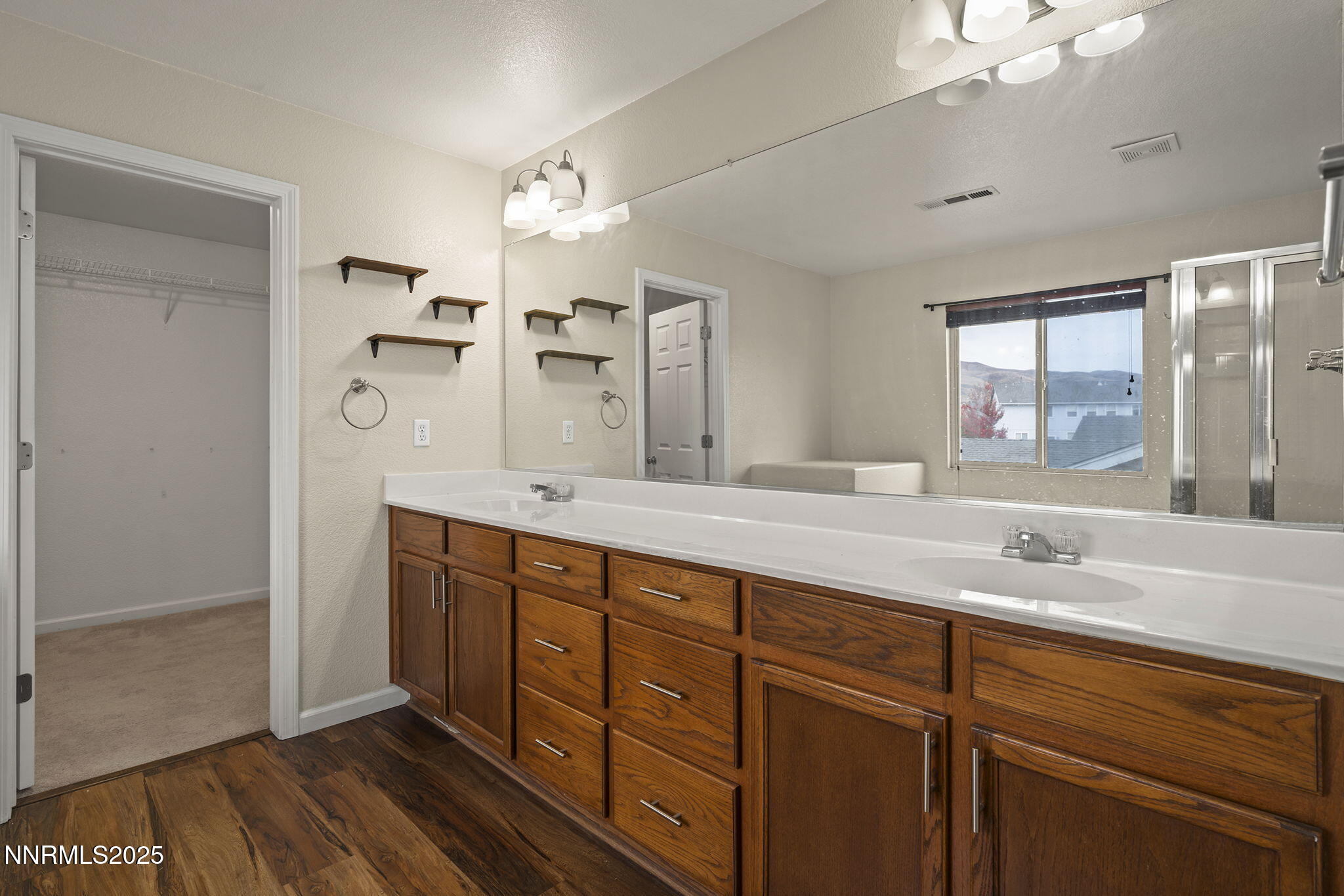 9050 Rising Sun Drive Reno, NV 89506 - Photo 21 of 42 29-web-or-mls-_DSC5293