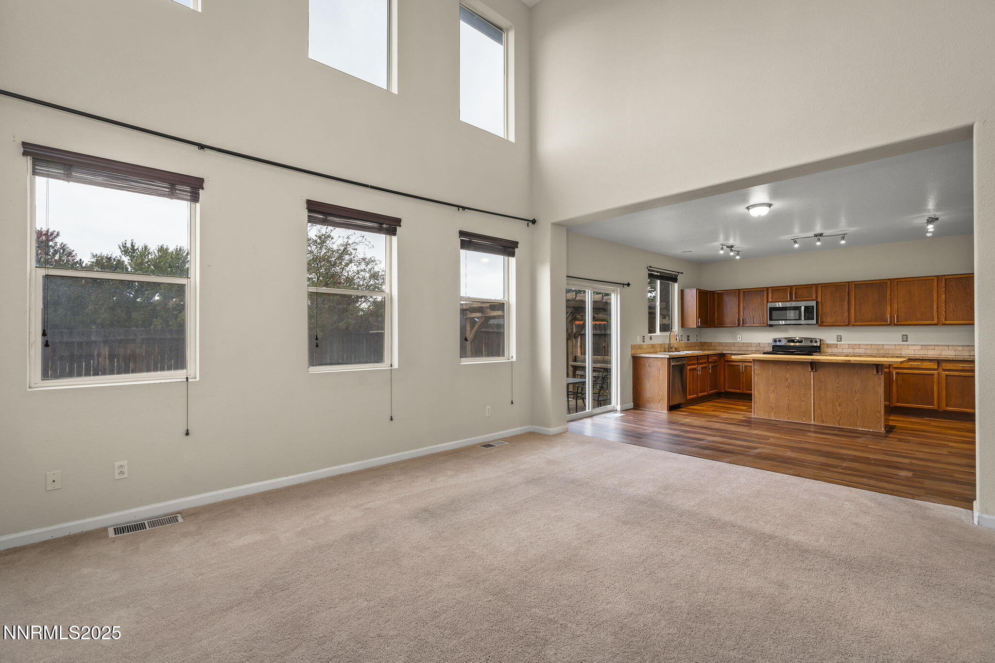 9050 Rising Sun Drive Reno, NV 89506 - Photo 7 of 42 8-web-or-mls-_DSC5172