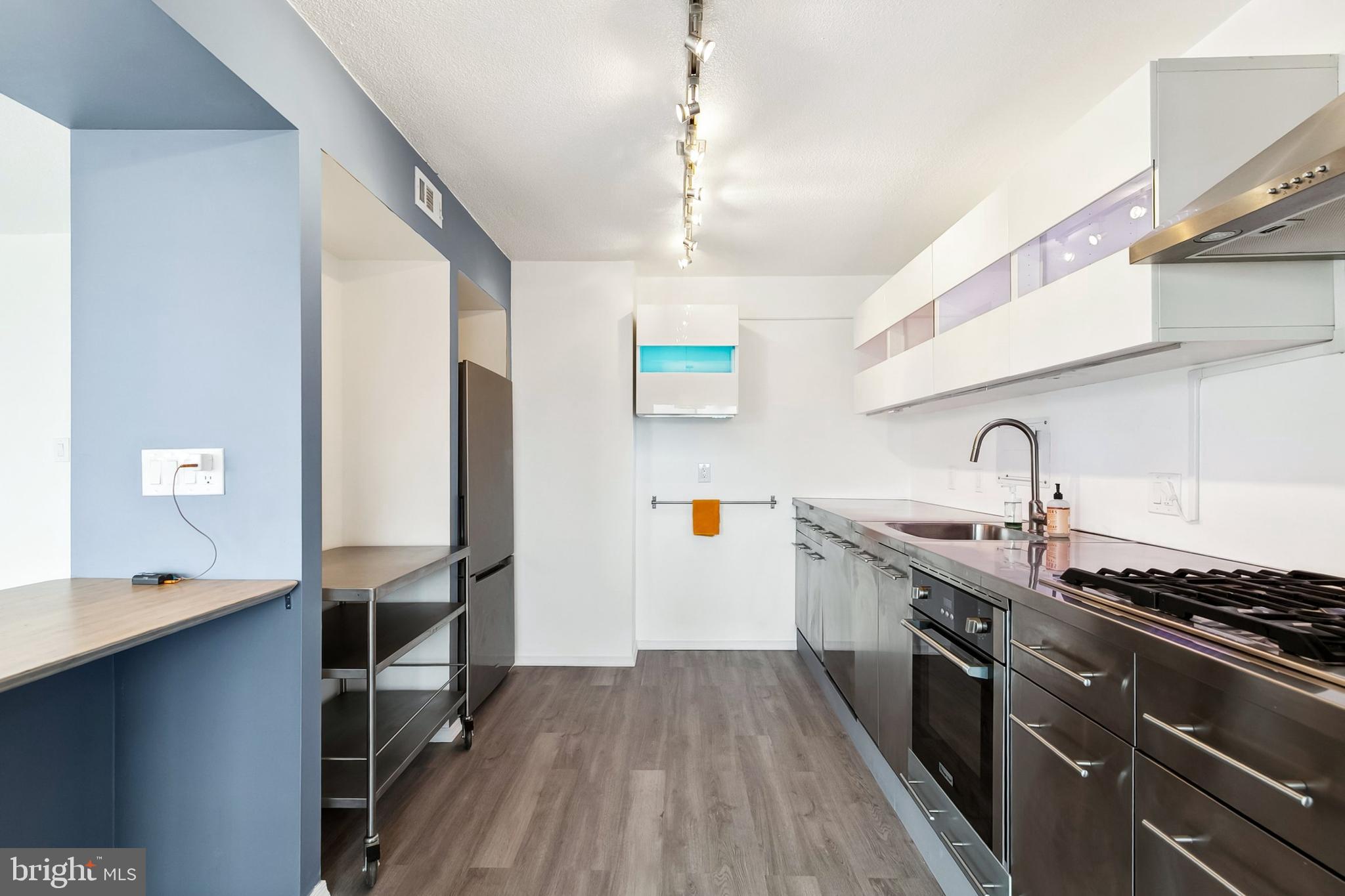 1836 Metzerott Road, Unit 922 Hyattsville, MD 20783 - Photo 17 of 49 Gallery Image 17