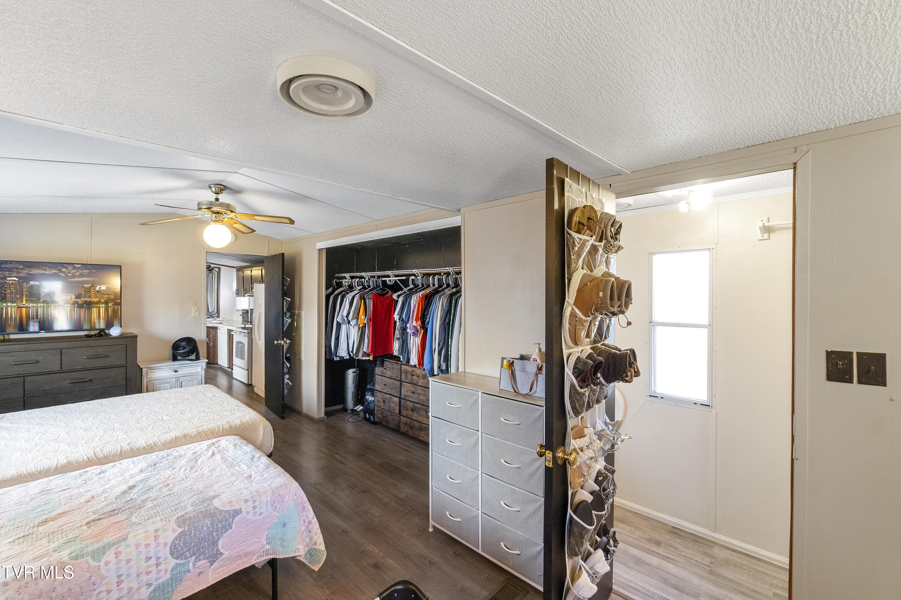 1824 Elmer Hayes Road Mosheim, TN 37818 - Photo 23 of 32 DSC06275